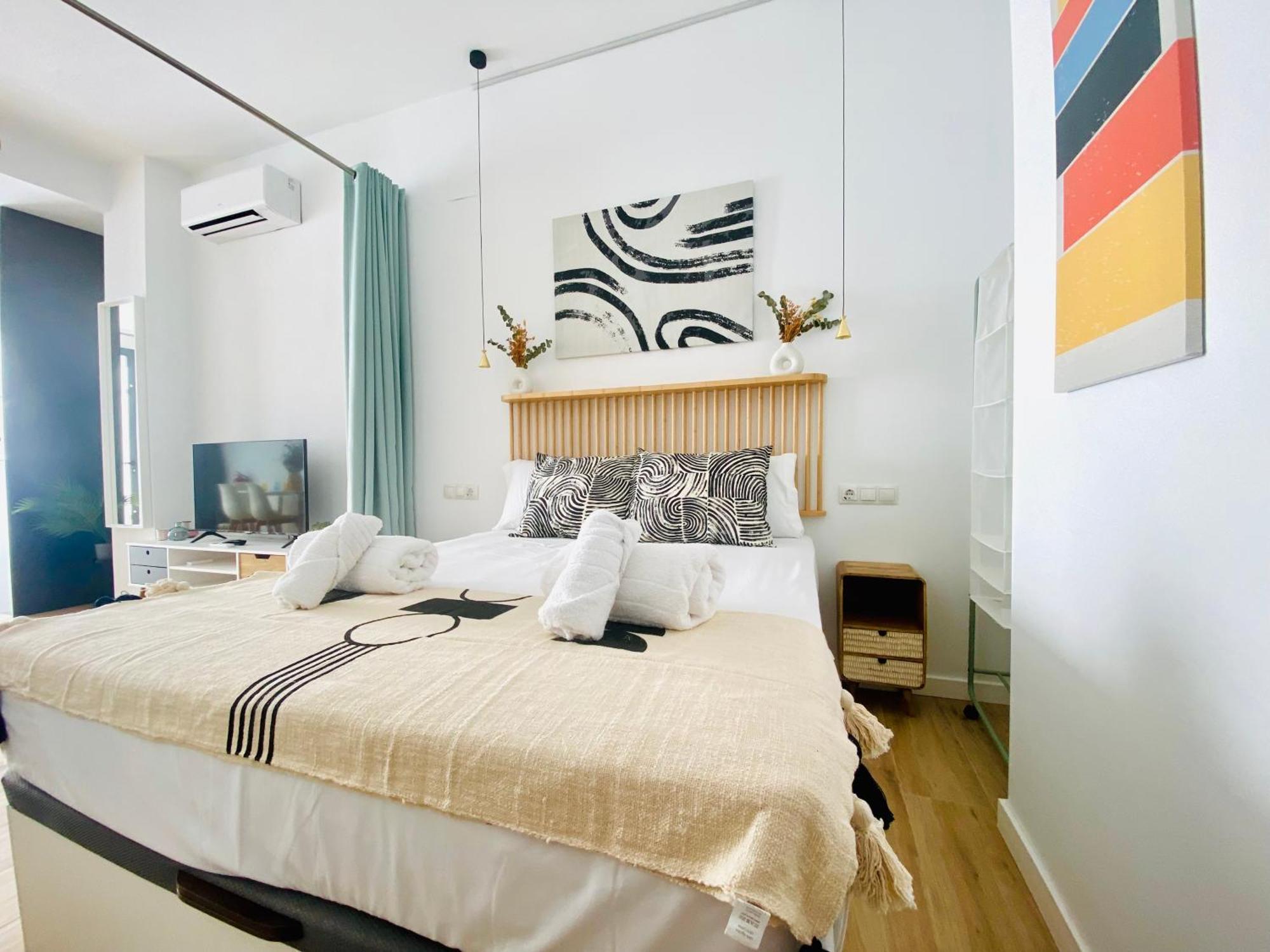 Bajo A - Design & Comfort In Ruzafa Soho บาเลนเซีย ภายนอก รูปภาพ