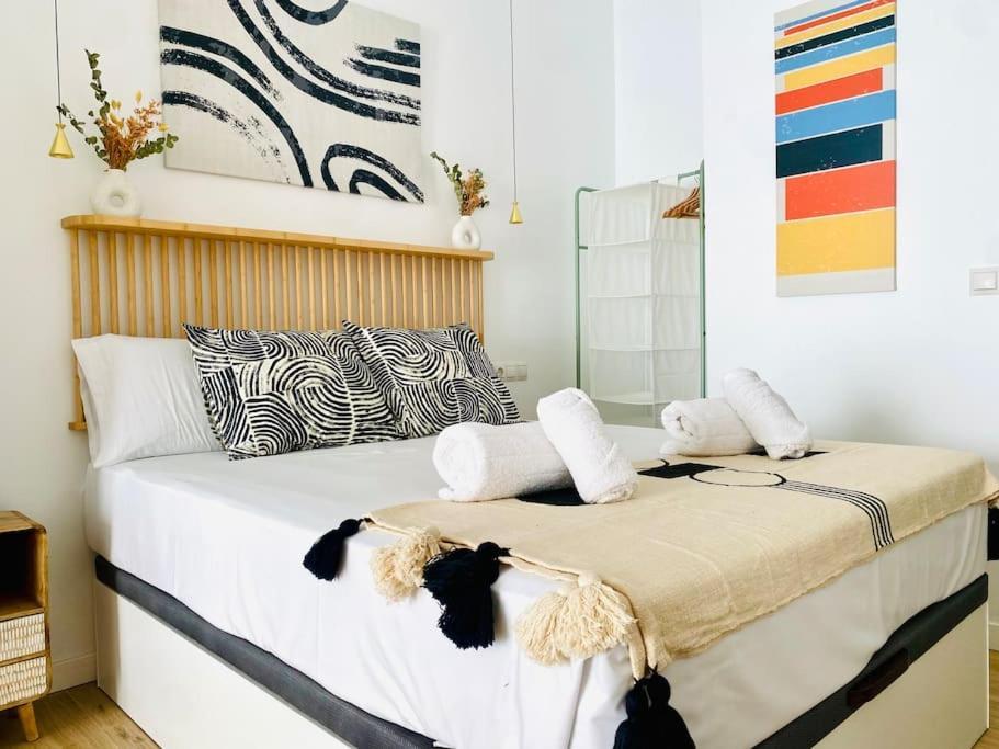 Bajo A - Design & Comfort In Ruzafa Soho บาเลนเซีย ภายนอก รูปภาพ