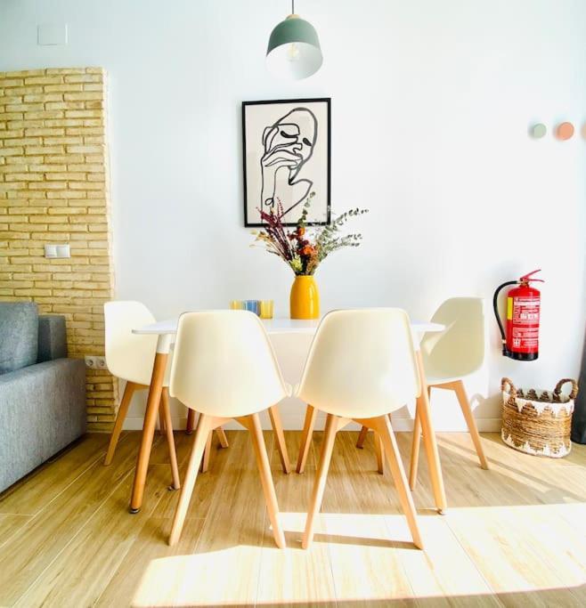 Bajo A - Design & Comfort In Ruzafa Soho บาเลนเซีย ภายนอก รูปภาพ