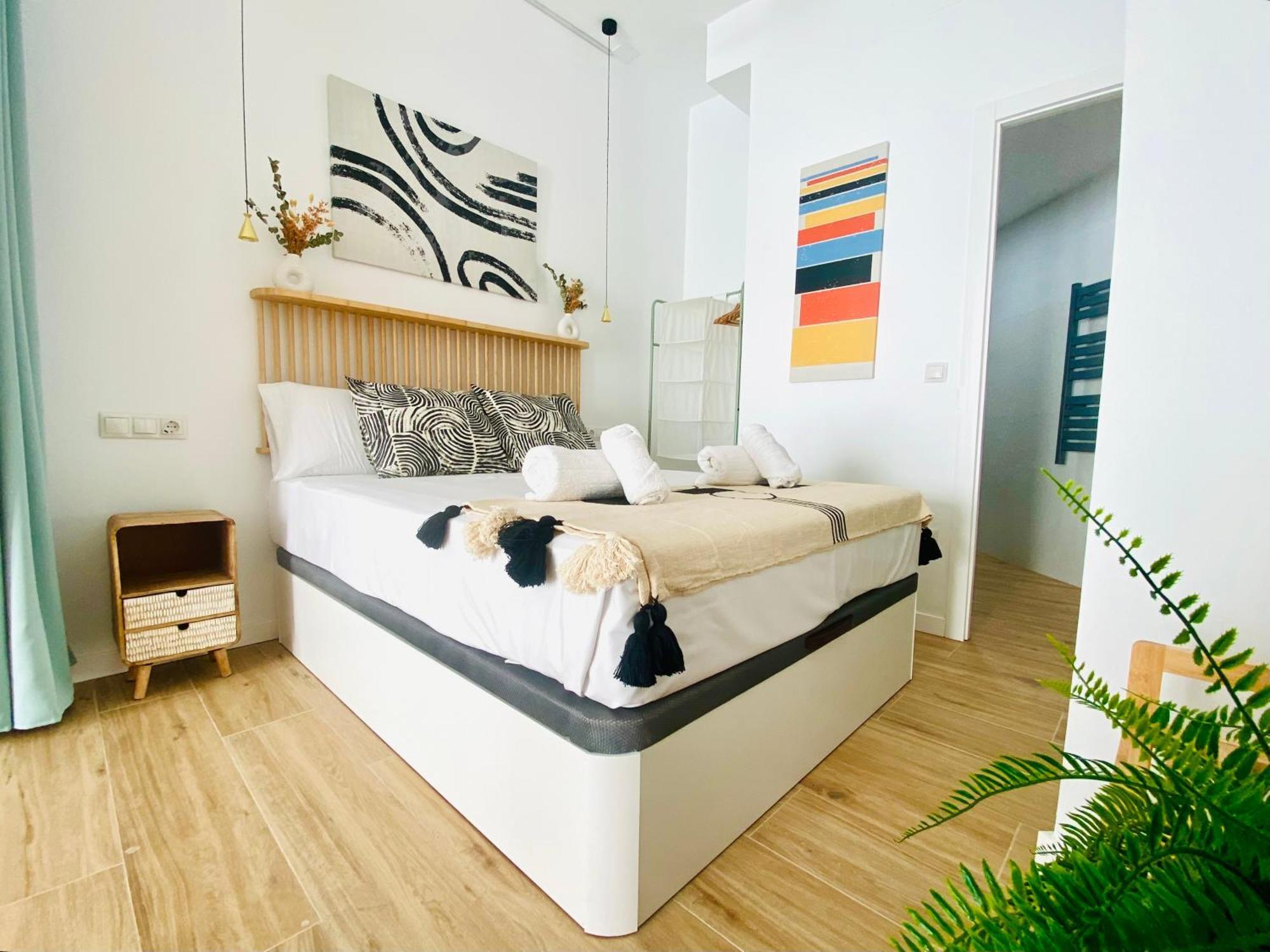 Bajo A - Design & Comfort In Ruzafa Soho บาเลนเซีย ภายนอก รูปภาพ