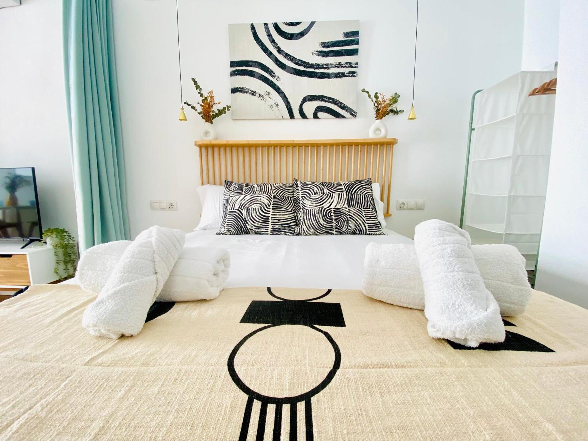 Bajo A - Design & Comfort In Ruzafa Soho บาเลนเซีย ภายนอก รูปภาพ